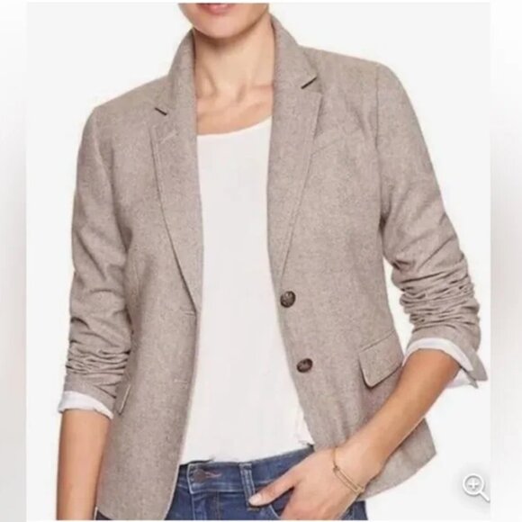 Banana Republic Wool 2 button blazer size 8 - Picture 1 of 15